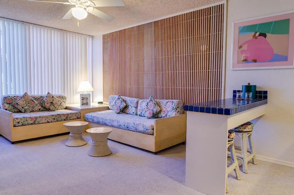 הונולולו Kuhio Banyan Hotel