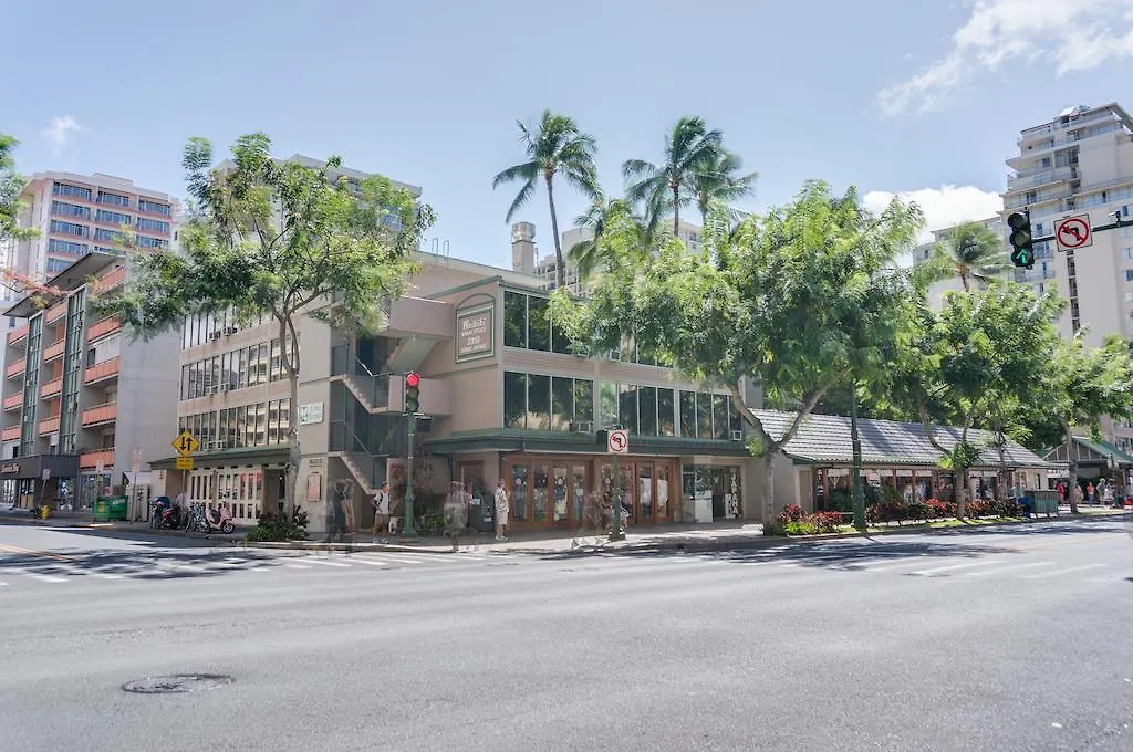 Kuhio Banyan Hotel  Honolulu